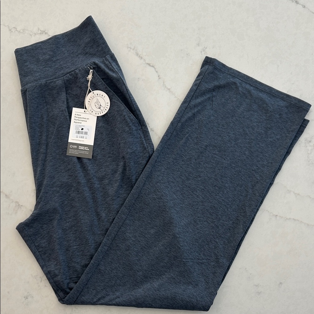 Women’s vuori lux at ease straight leg pant L